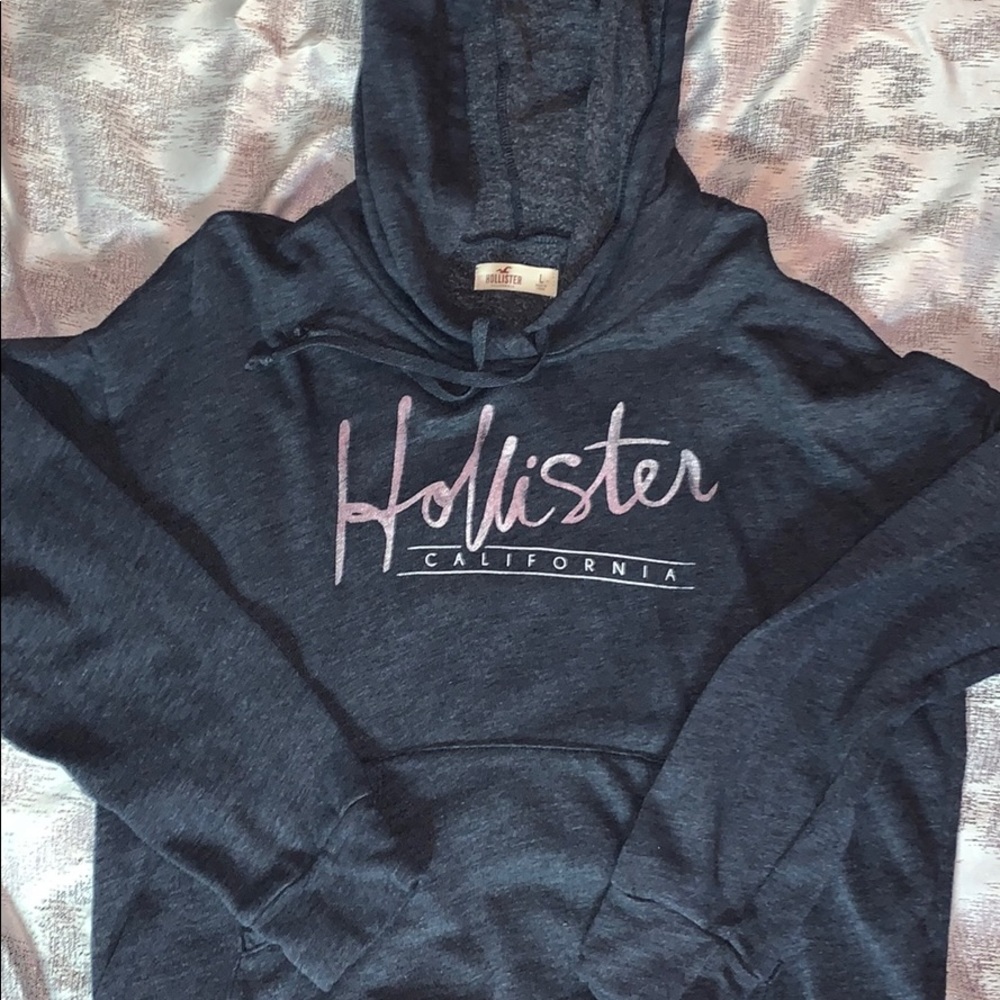 Lightweight Hollister hoodie